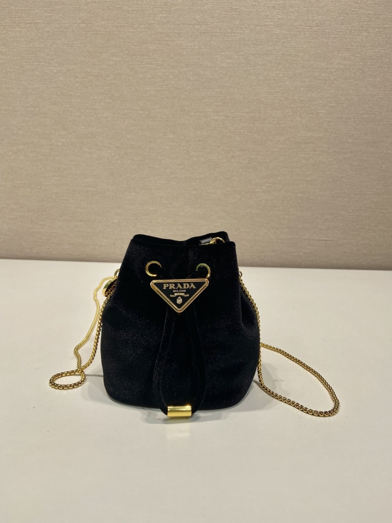 Pra*a bucket bags